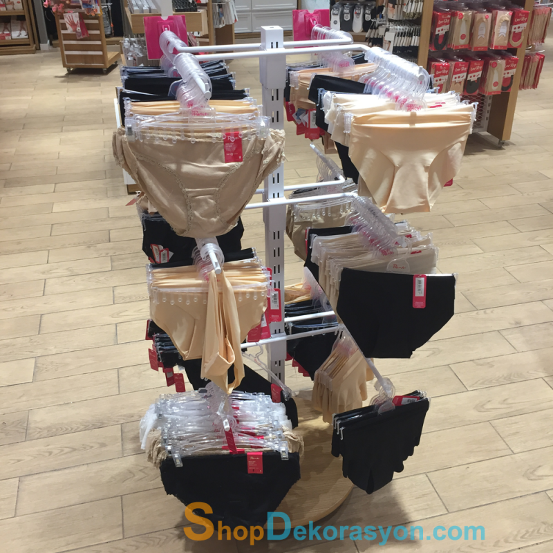 İç Giyim Standı Fiyatları