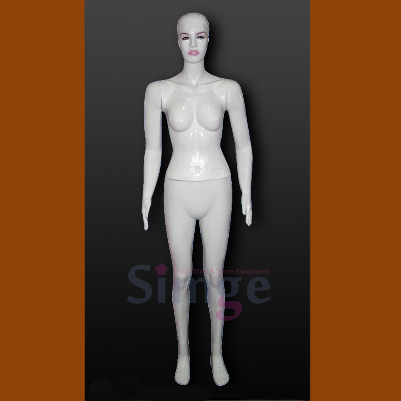 Mannequin en plastique
