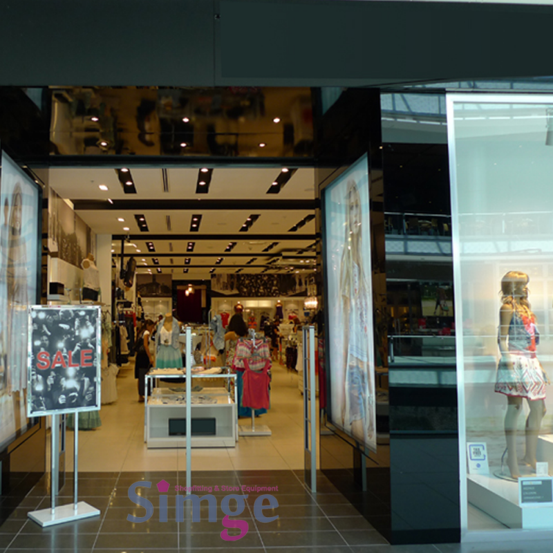 Panneau debout d'affiche publicitaire de vitrine debout
